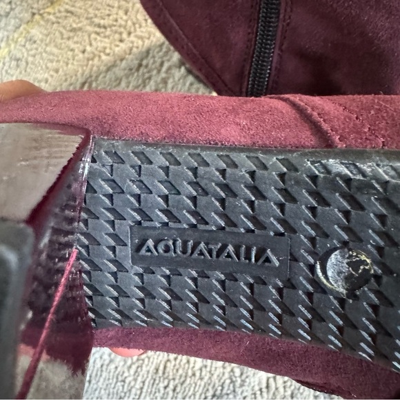 Aquatalia Suede leather Ankle Boots booties  Burgundy red Square Toe heels 9.5 - Picture 2 of 16